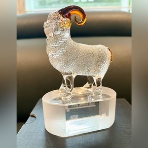 Crystal  sheep Zodiac Figurine